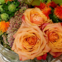 Rosenarrangement für den Besprechungsraum