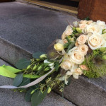 Brautstrauss fließend in rose grün Brautstrauss fließend in rose gruen